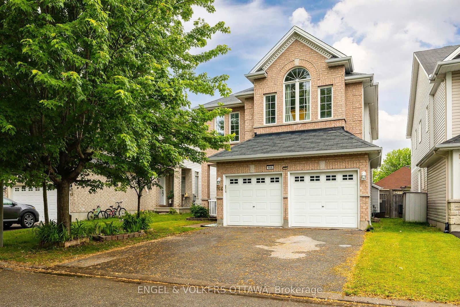 166 Macara Crescent, Kanata, ON — photo 1