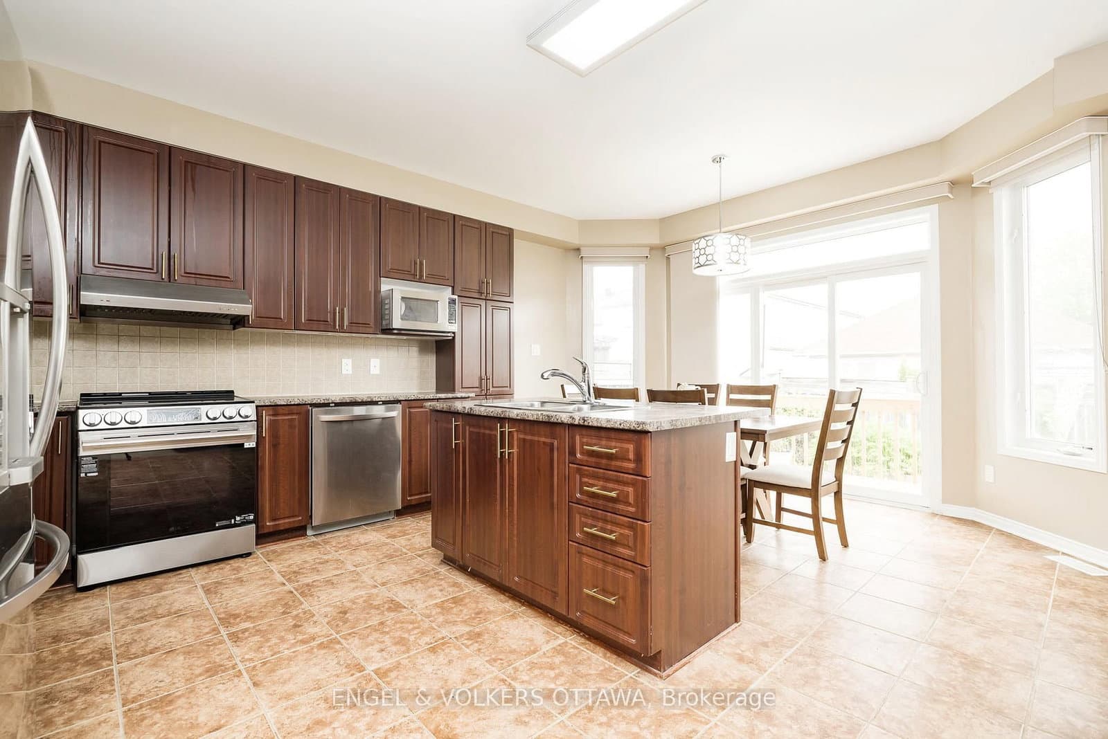 166 Macara Crescent, Kanata, ON — photo 11