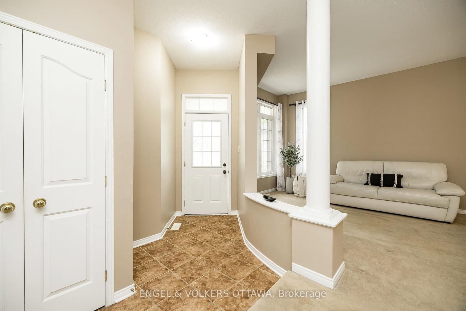 166 Macara Crescent, Kanata, ON — photo 4