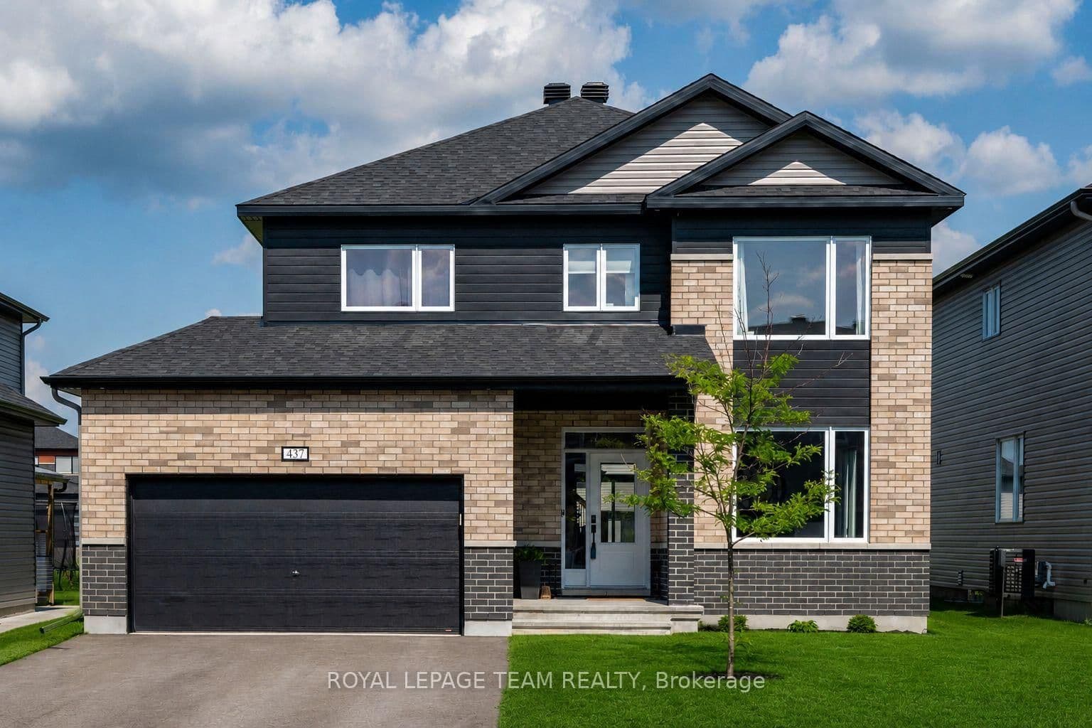 437 Fleet Canuck Private, Carp, ON — photo 1