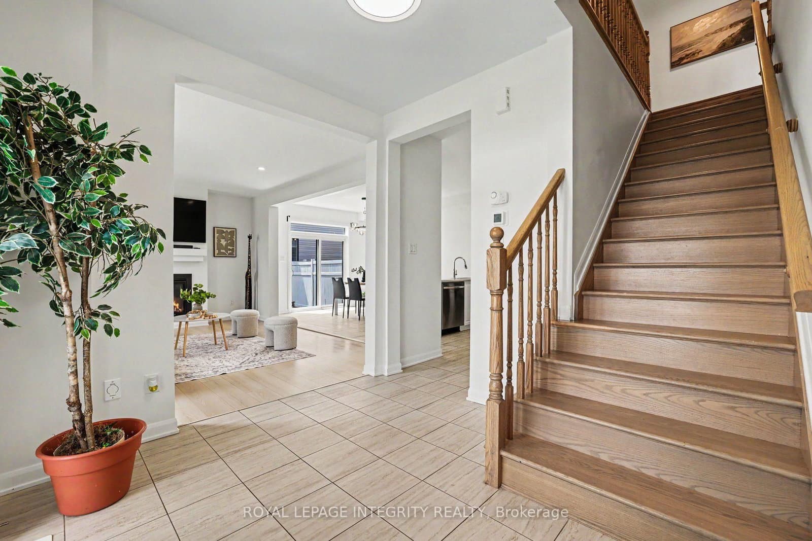 301 Cloyne Crescent, Ottawa, ON — photo 10