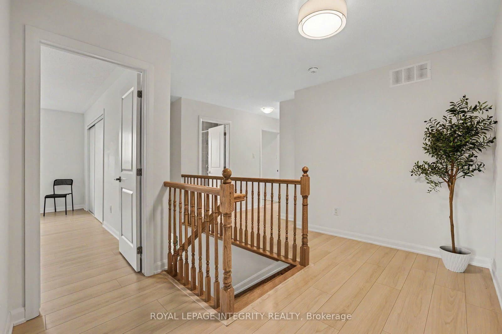 301 Cloyne Crescent, Ottawa, ON — photo 18