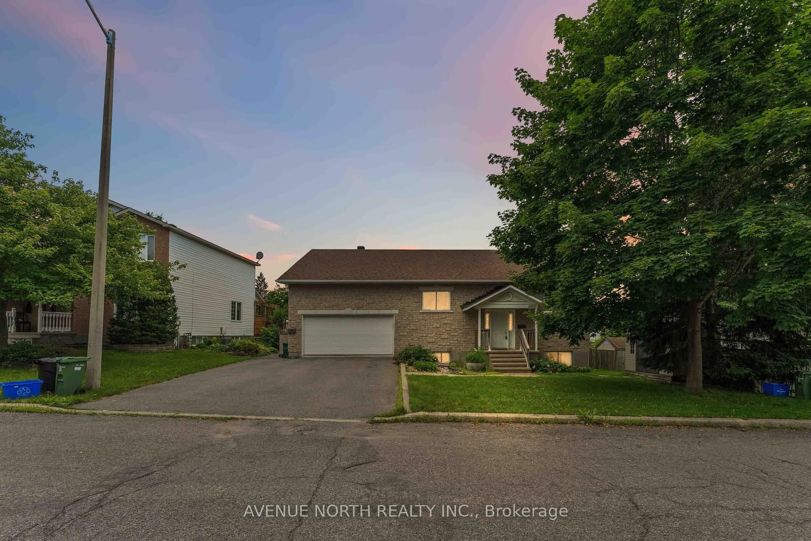 6803 Barsona Place, Ottawa, ON — photo 1