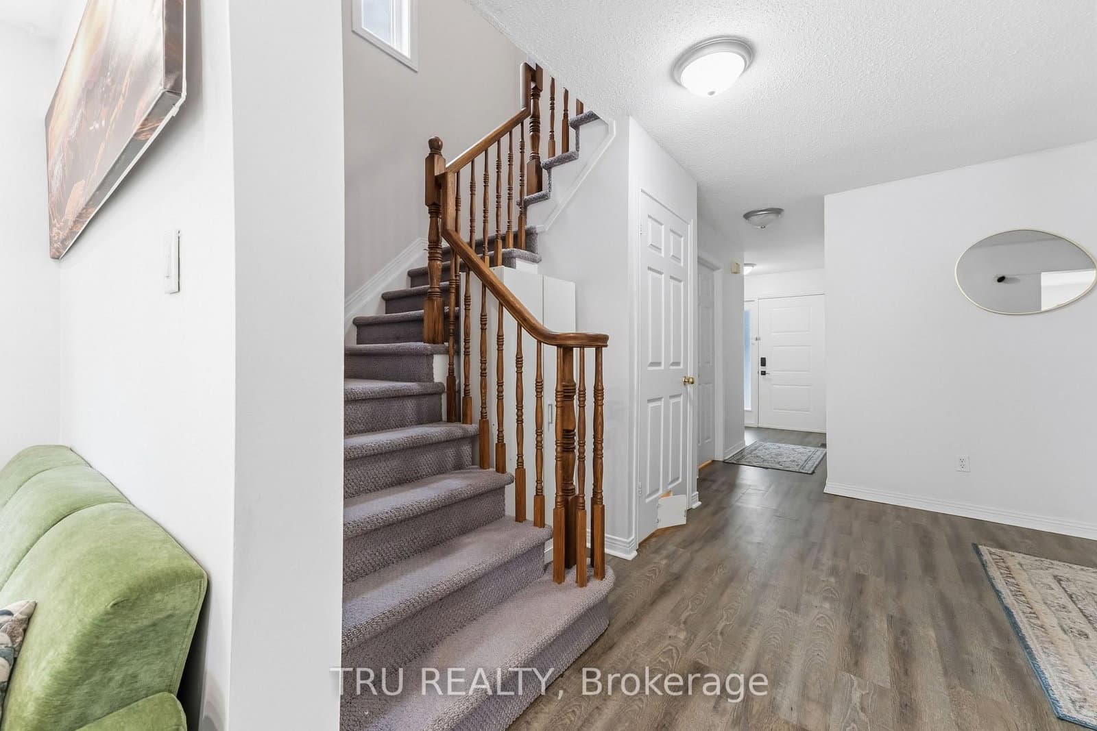 43 Kathleen Crescent, Stittsville, ON — photo 3