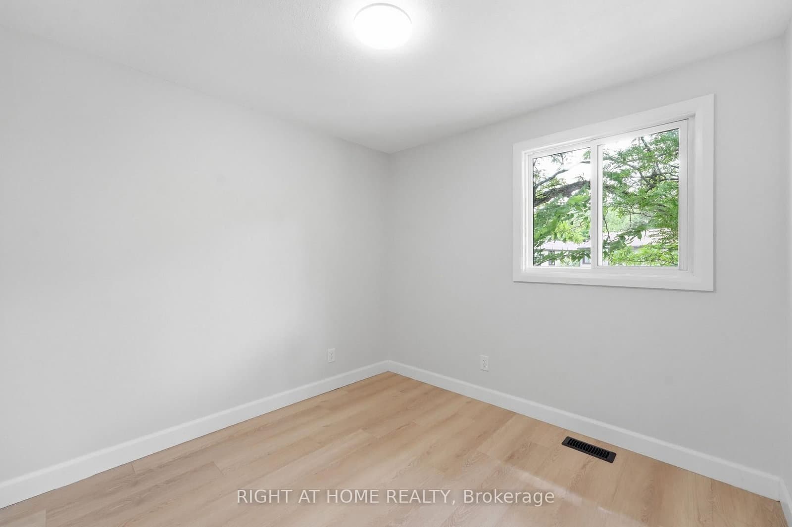 3 - 7874 Jeanne D'arc Boulevard, Ottawa, ON — photo 16