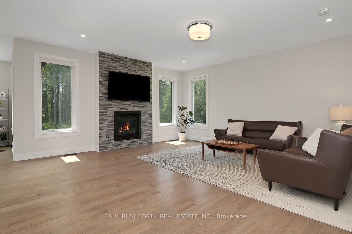 160 Country Meadow Drive, Carp, ON — photo 8