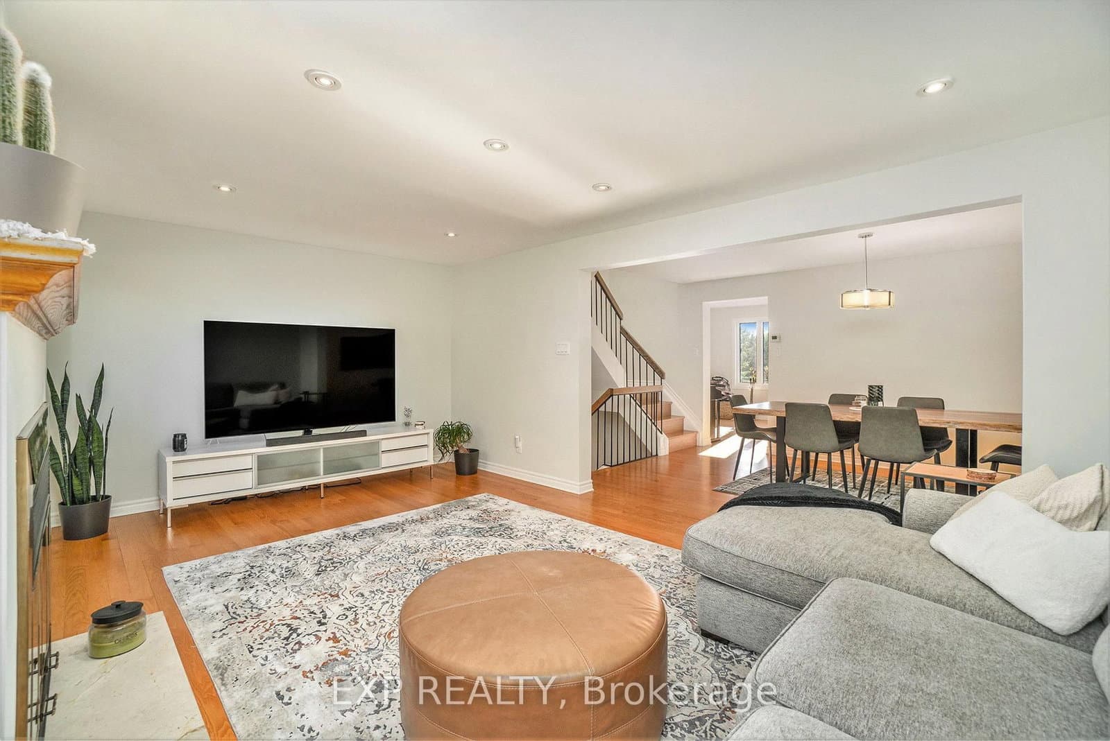 6667 Bilberry Drive, Ottawa, ON — photo 6