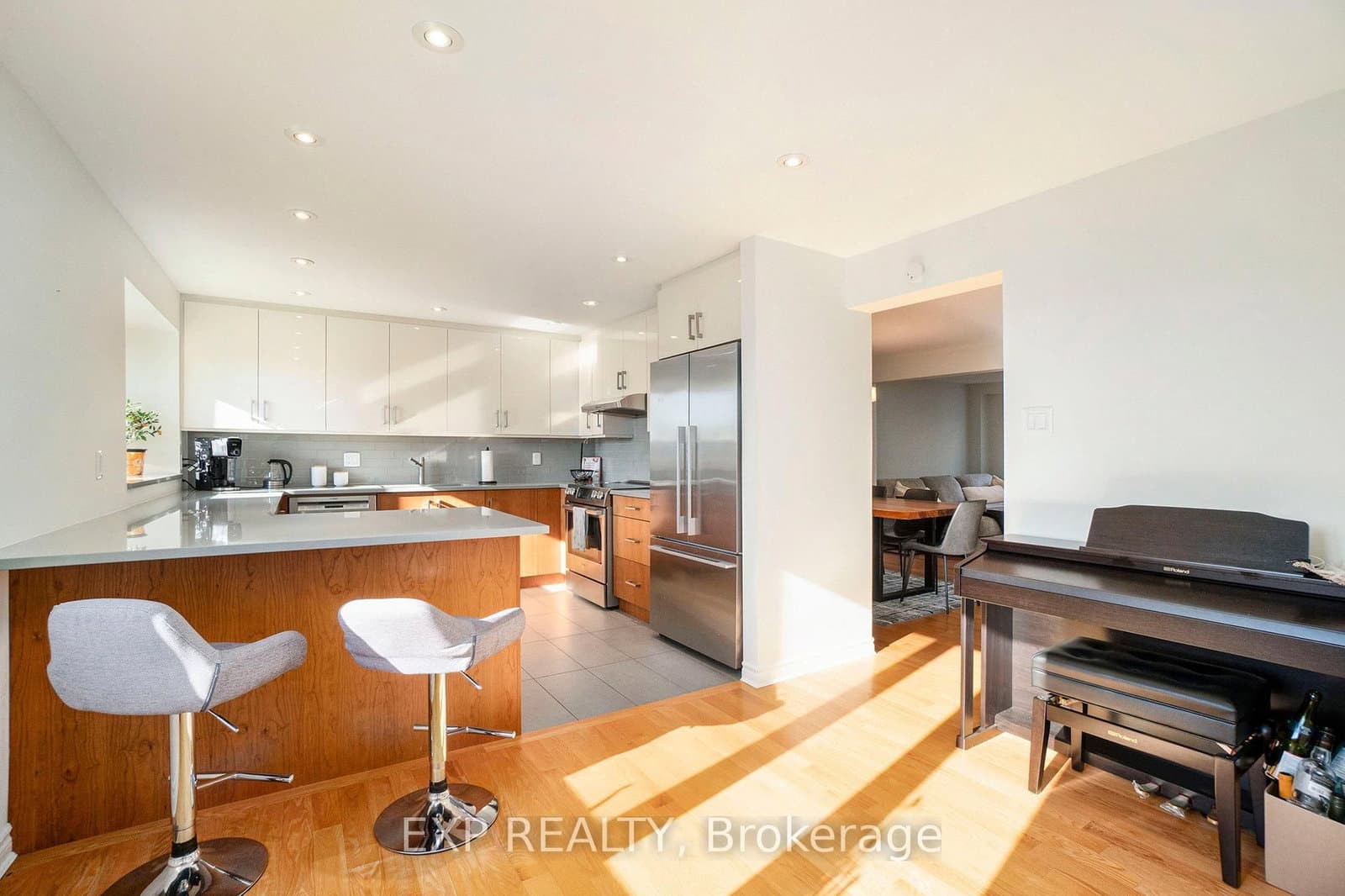 6667 Bilberry Drive, Ottawa, ON — photo 7