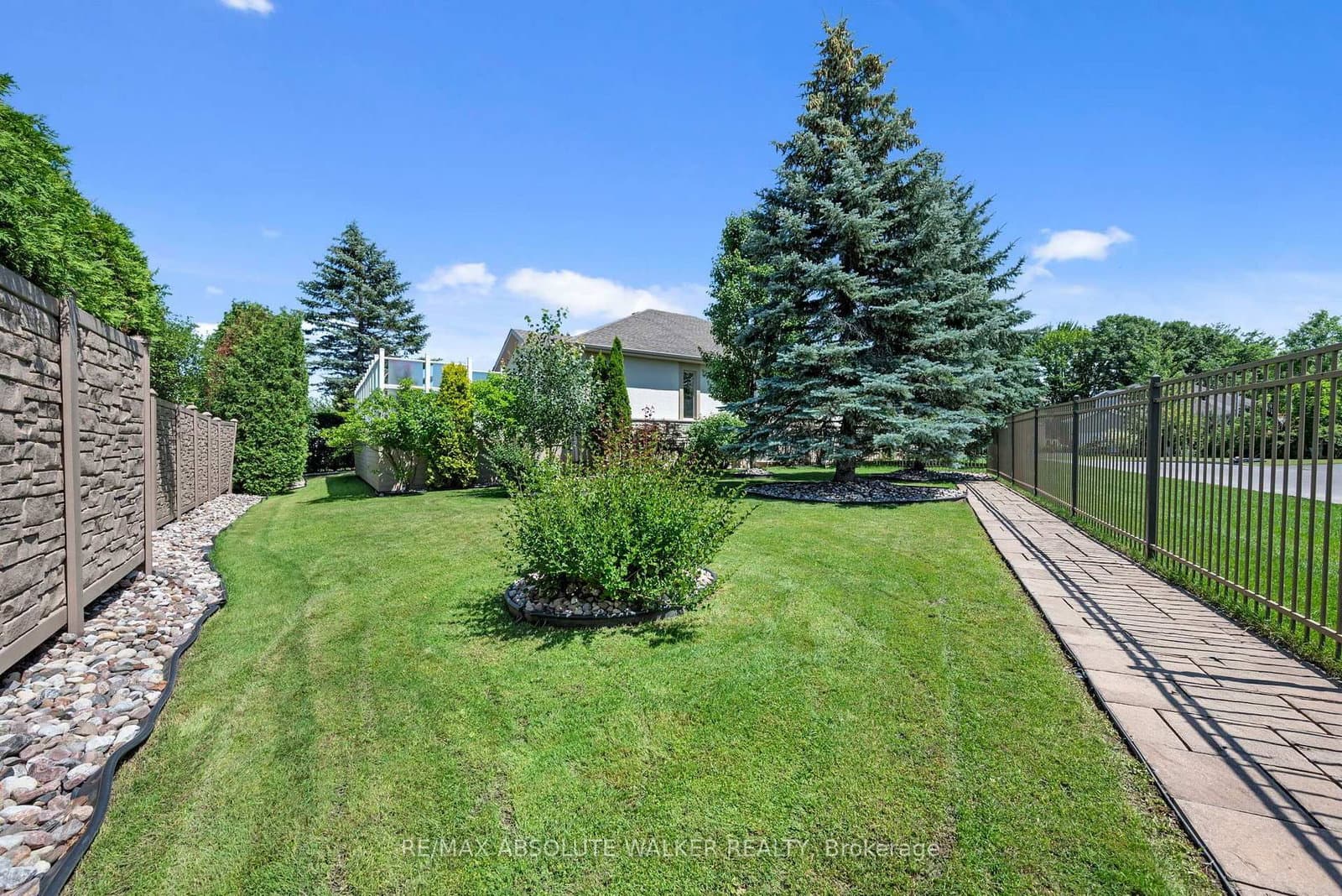 667 Everlasting Crescent, Ottawa, ON — photo 39