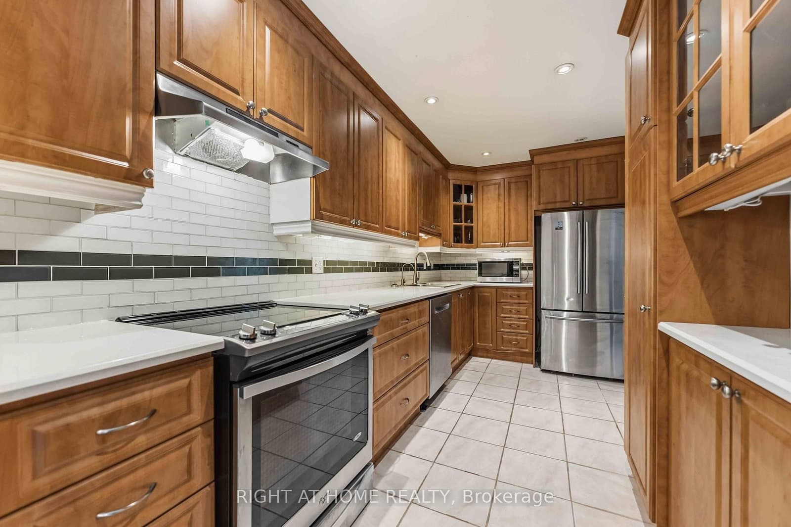 F - 12 Offenbach Lane, Ottawa, ON — photo 11