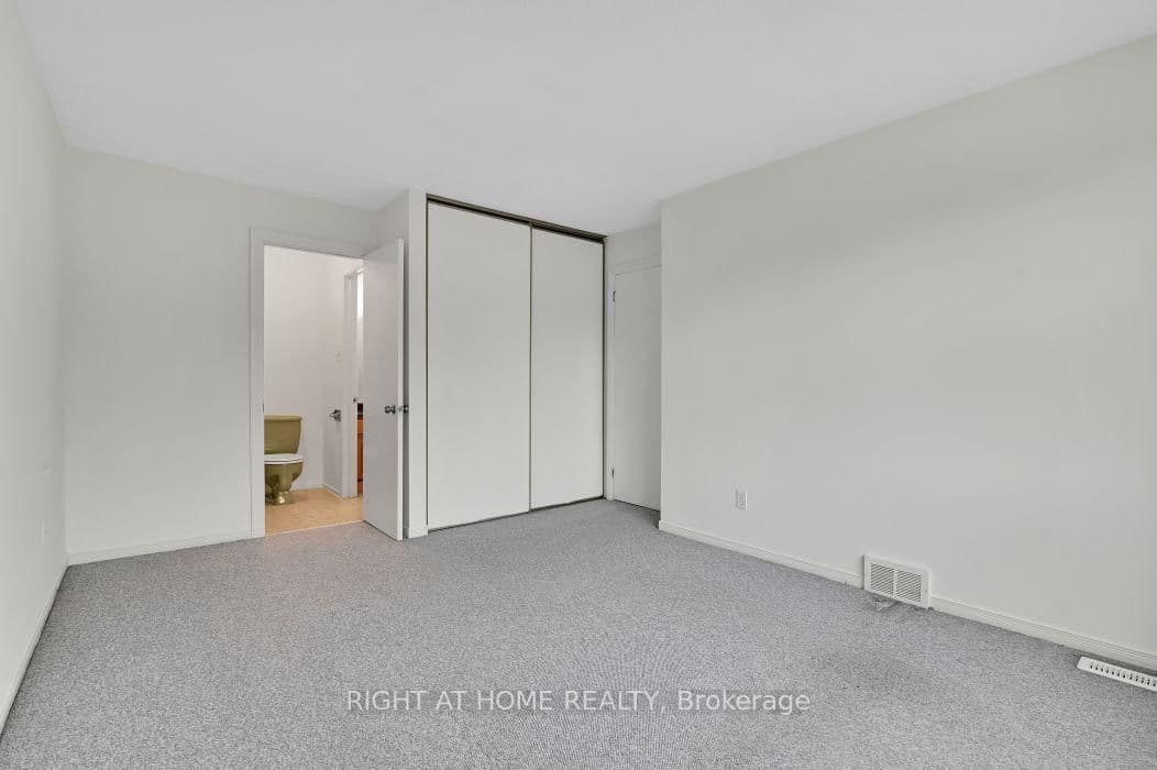99 Craig Henry Drive, Ottawa, ON — photo 15