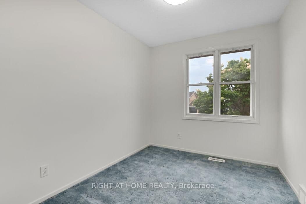 99 Craig Henry Drive, Ottawa, ON — photo 17
