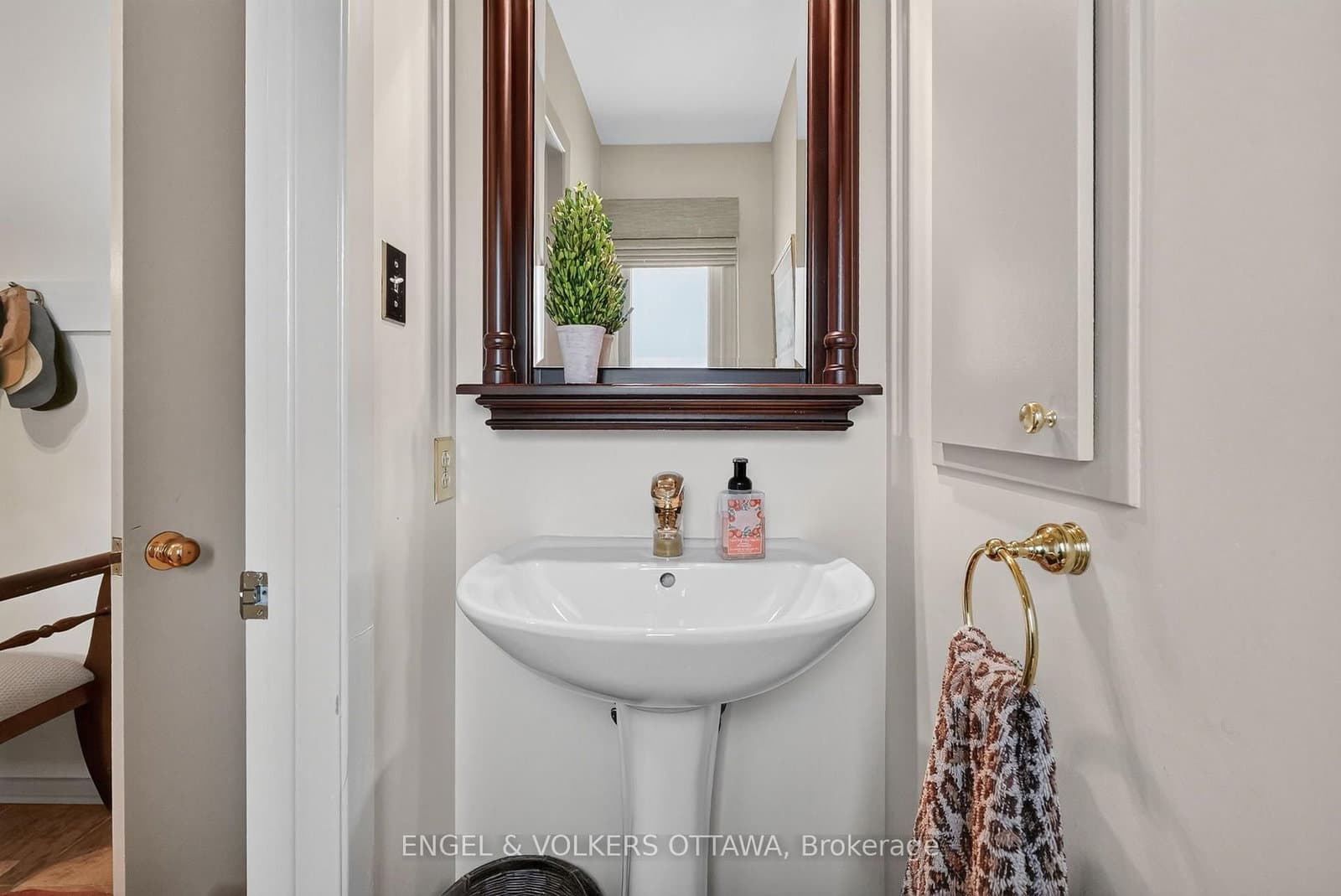 1907 Fairmeadow Crescent, Ottawa, ON — photo 19