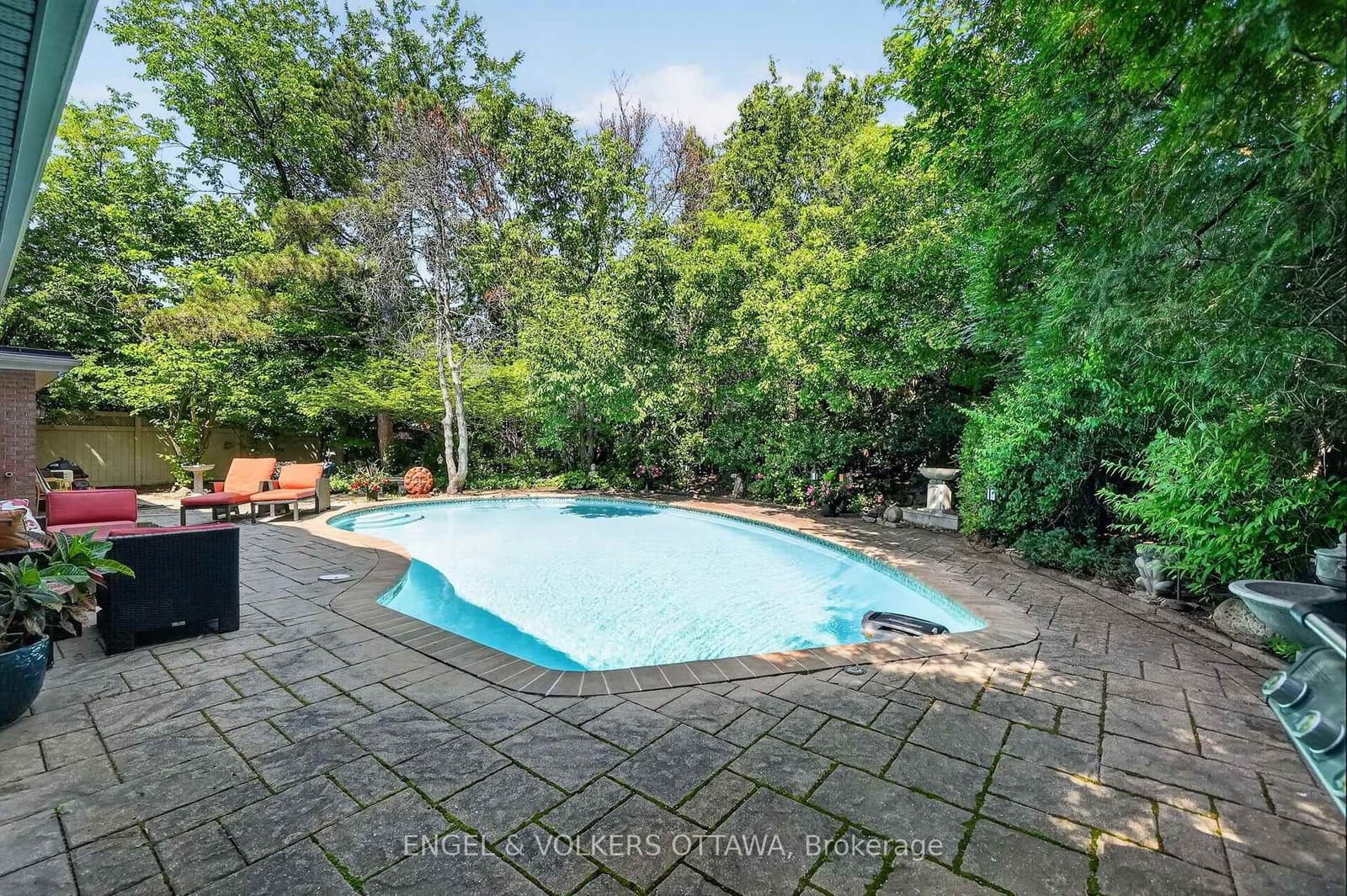 1907 Fairmeadow Crescent, Ottawa, ON — photo 42