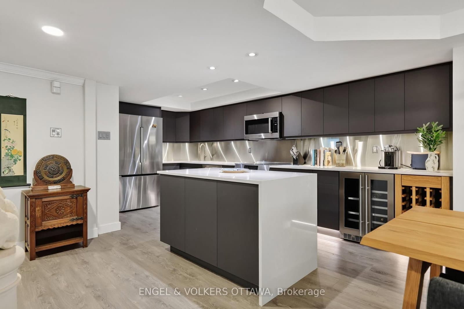 106 - 7 Kippewa Drive, Ottawa, ON — photo 6