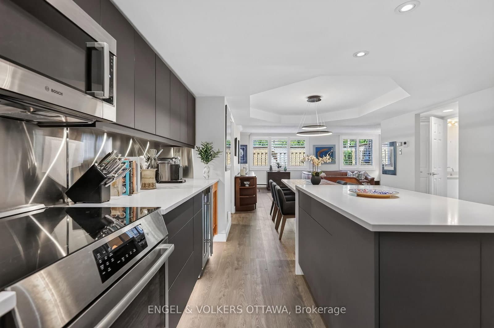 106 - 7 Kippewa Drive, Ottawa, ON — photo 9