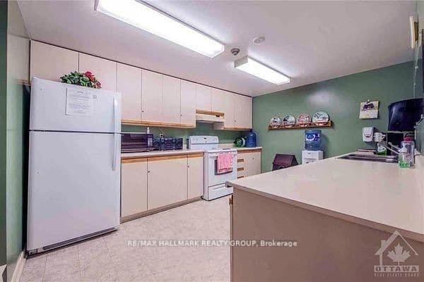 401 - 200 Lafontaine Avenue, Ottawa, ON — photo 25