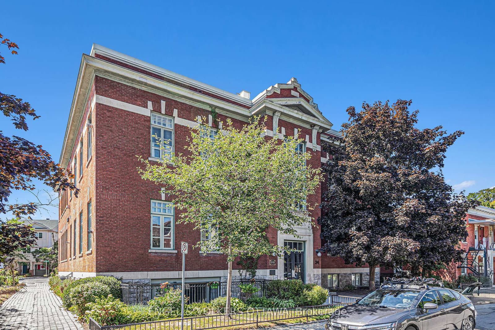 203 - 24 Springfield Road, Ottawa, ON — photo 2