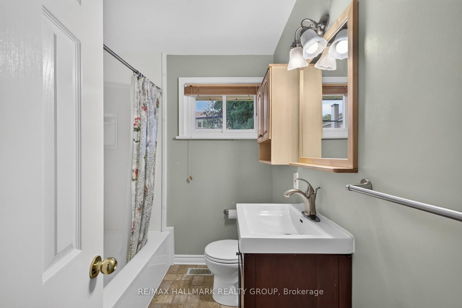 859 Duberry Street, Ottawa, ON — photo 18
