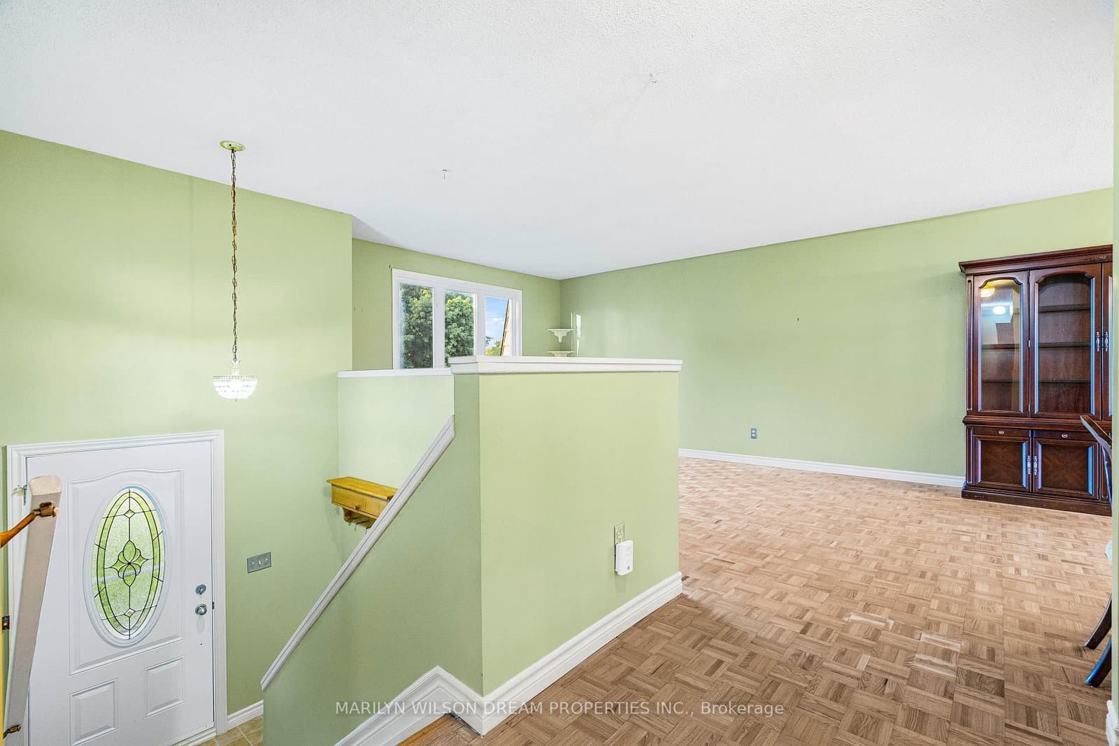 20 Coolbrook Crescent, Munster, ON — photo 5