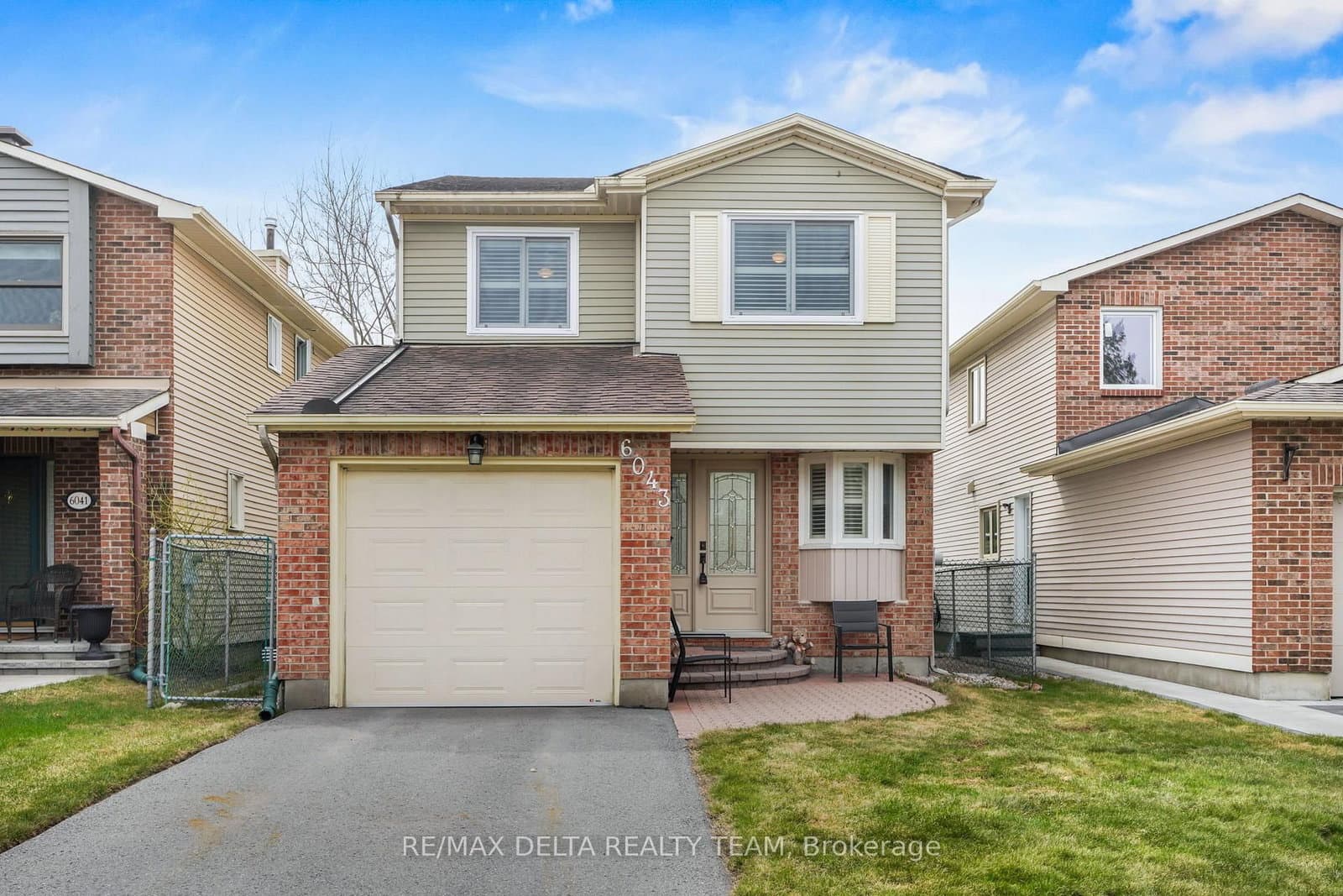 6043 VALLEY FIELD Crescent, Ottawa, ON — photo 1