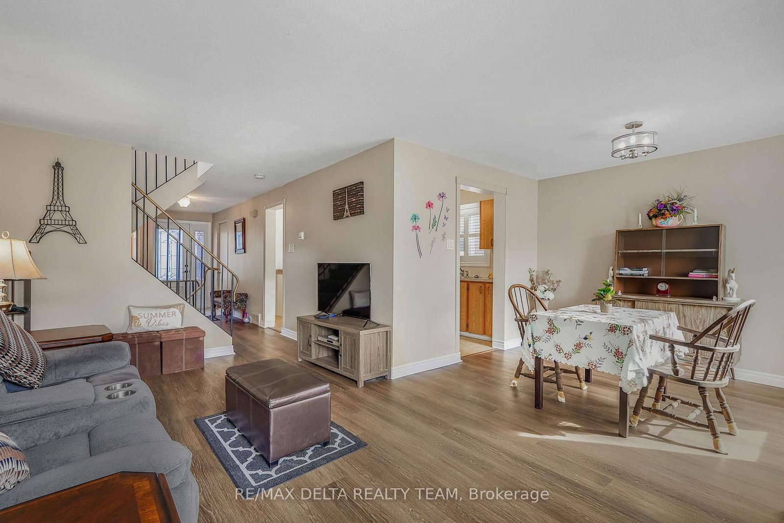 6043 VALLEY FIELD Crescent, Ottawa, ON — photo 9