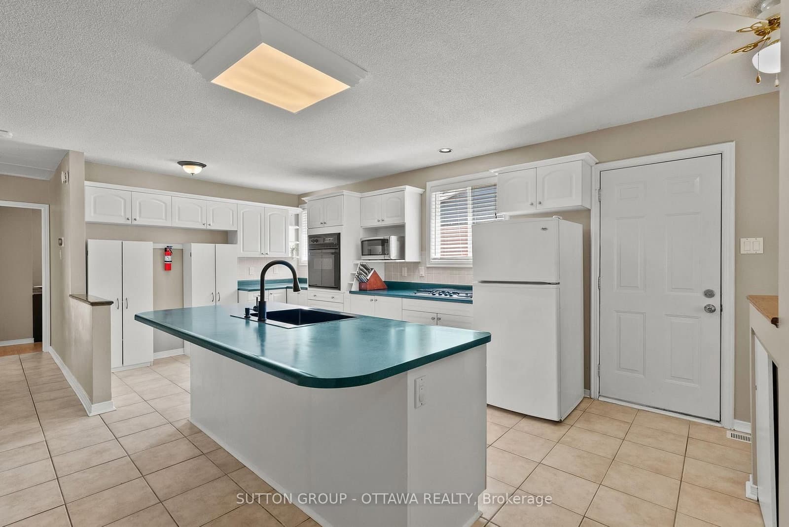 20 Spearman Lane, Kanata, ON — photo 6