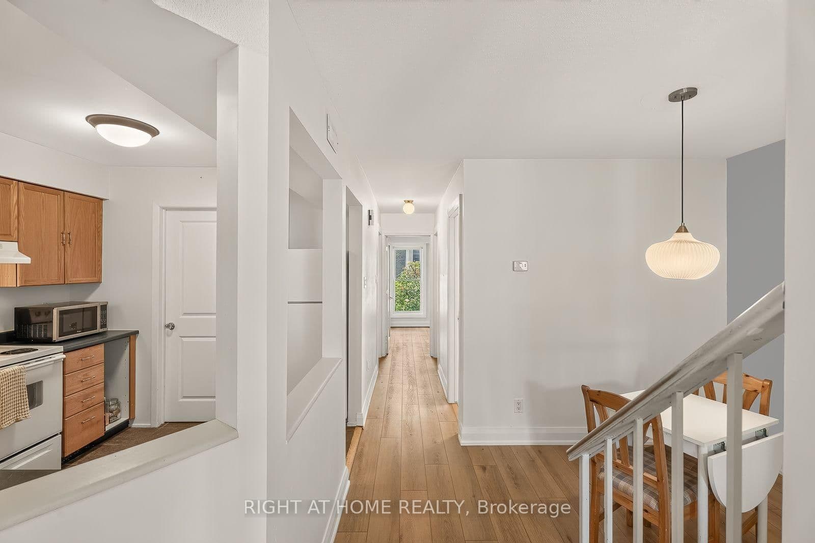 15 - 6B Shehyn Lane, Nepean, ON — photo 7