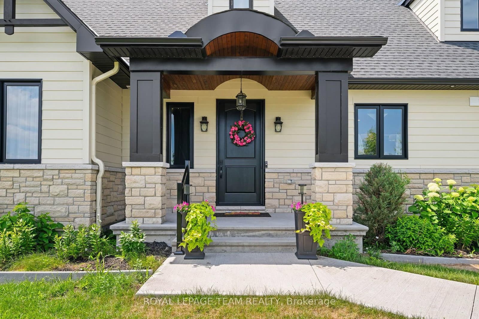 145 Barrdon Road, Carp, ON — photo 4