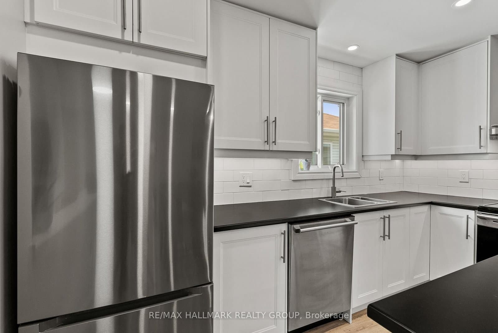 70 Whalings Circle, Stittsville, ON — photo 12