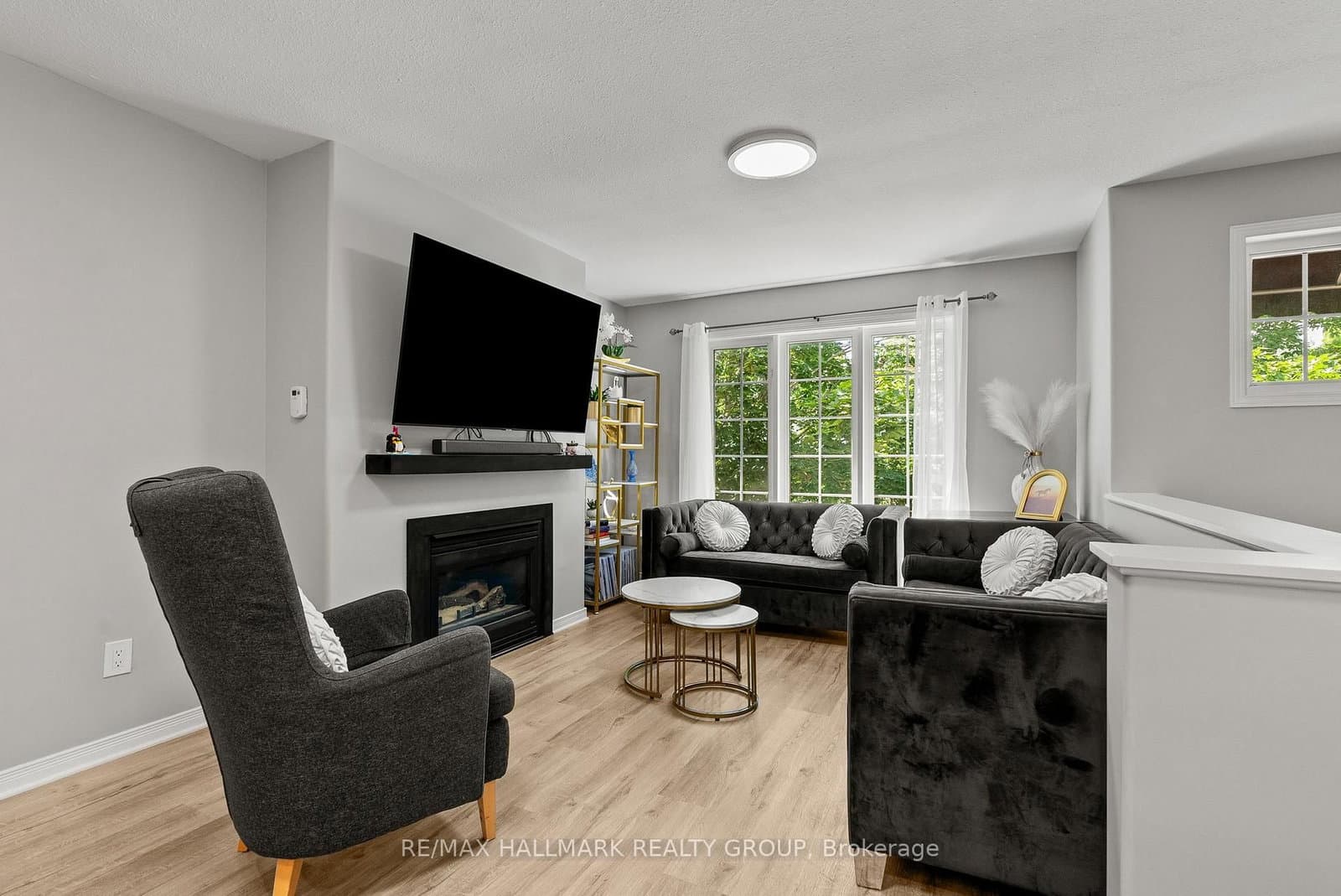 70 Whalings Circle, Stittsville, ON — photo 4