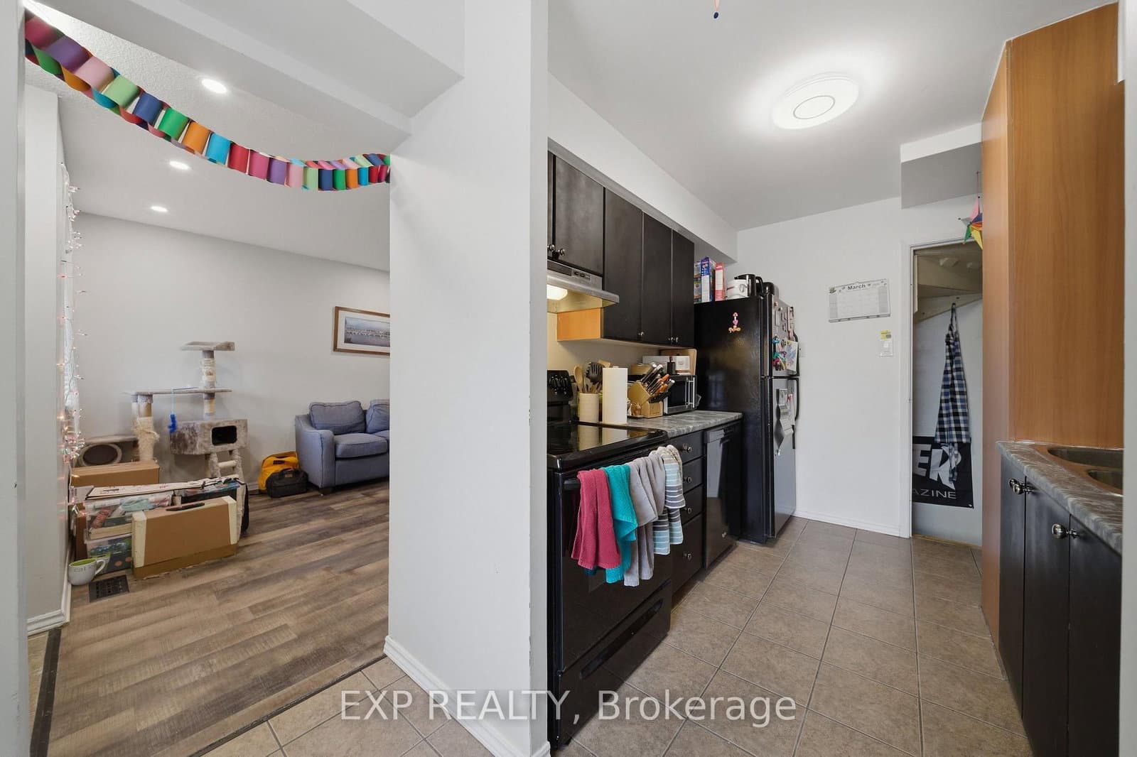 11 - 1675 Heatherington Road, Ottawa, ON — photo 7