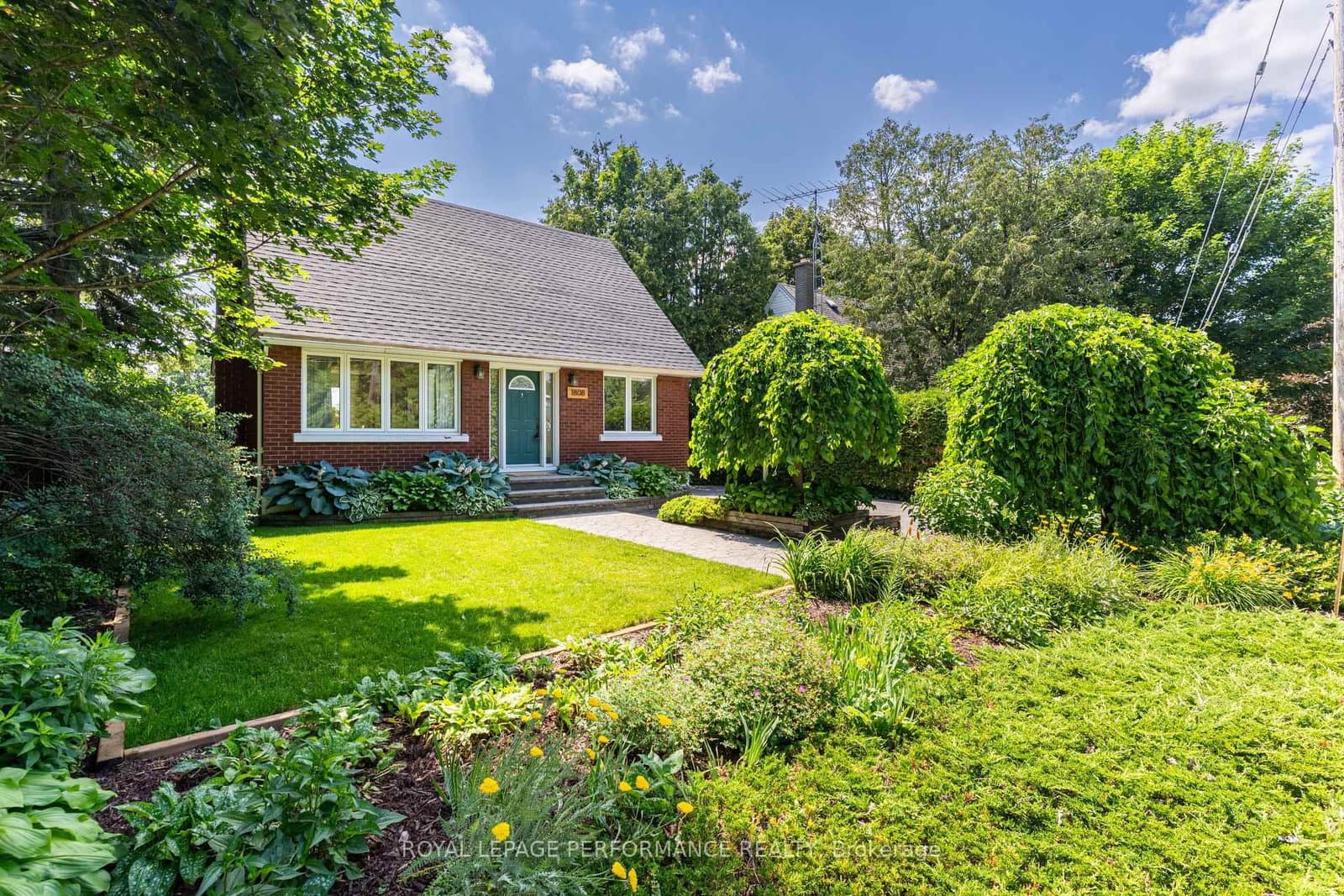 1808 Russell Road, Ottawa, ON — photo 1