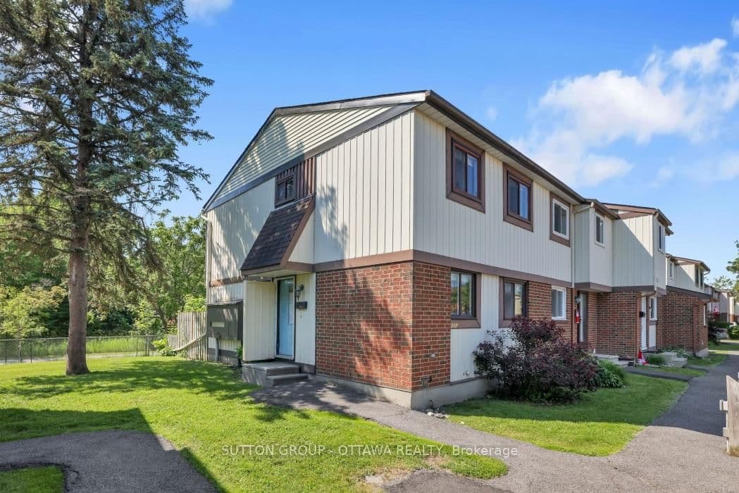 2014 Falkirk Crescent, Ottawa, ON — photo 1
