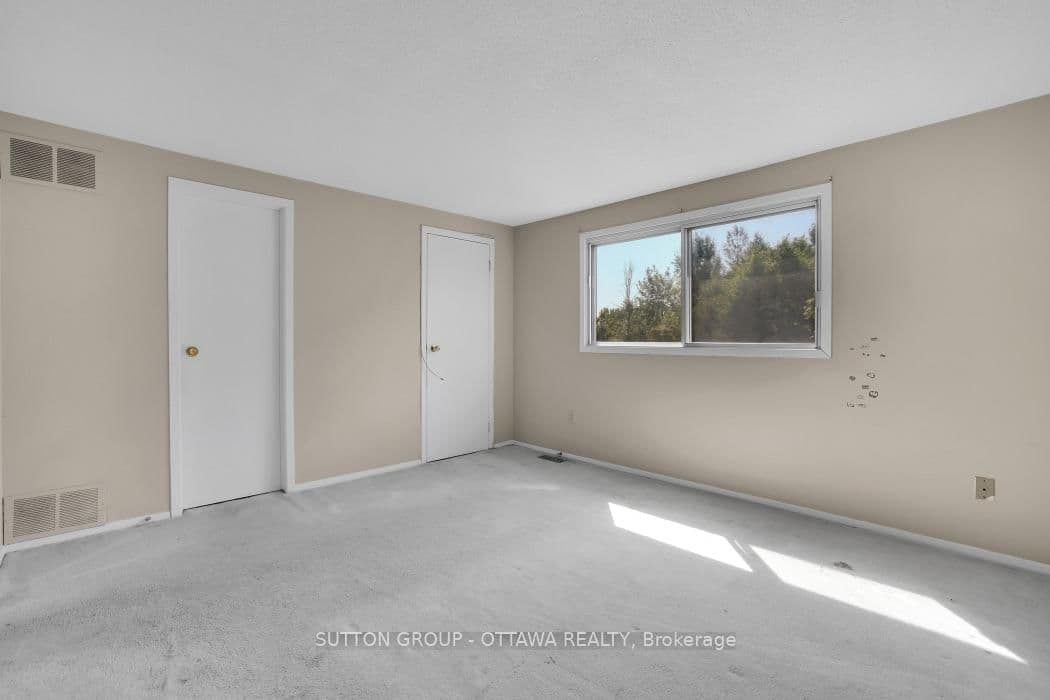 2014 Falkirk Crescent, Ottawa, ON — photo 17