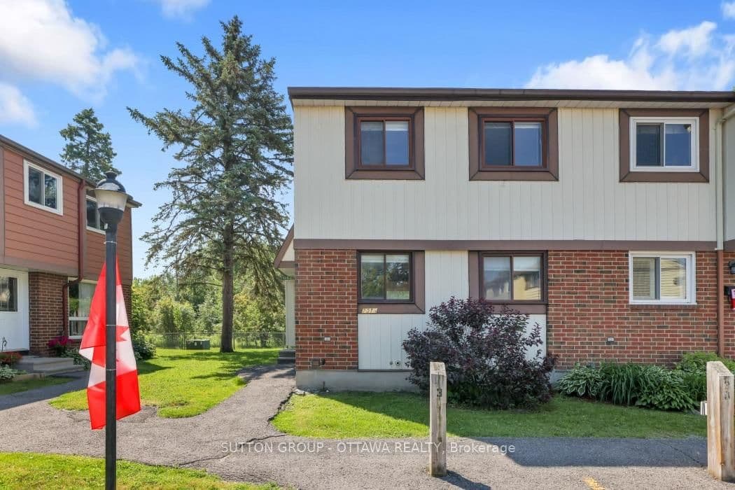 2014 Falkirk Crescent, Ottawa, ON — photo 3