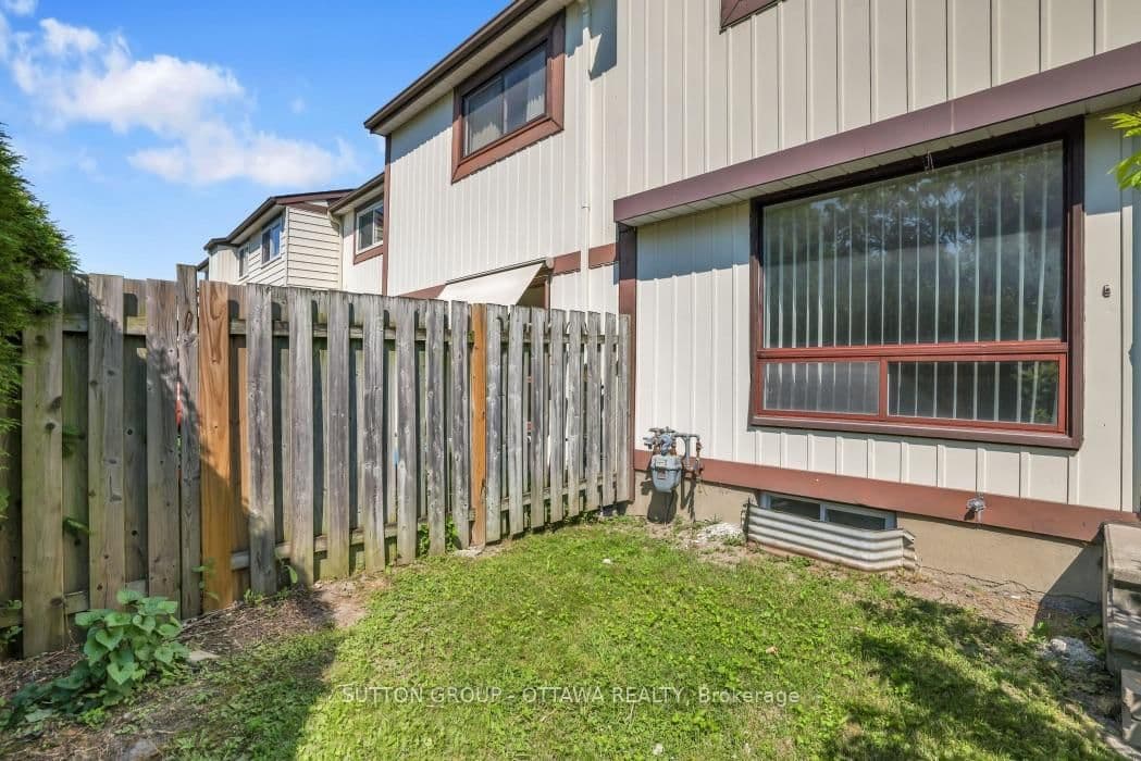 2014 Falkirk Crescent, Ottawa, ON — photo 32