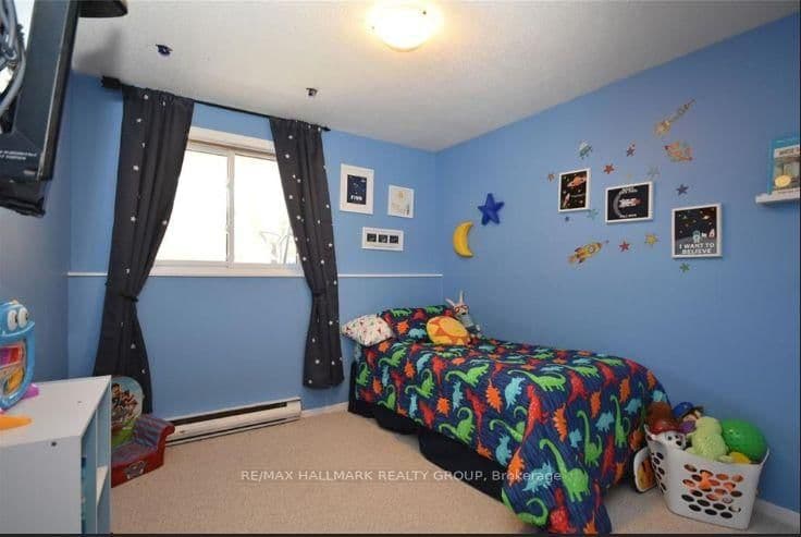 1 - 14 Sweetbriar Circle, Ottawa, ON — photo 8