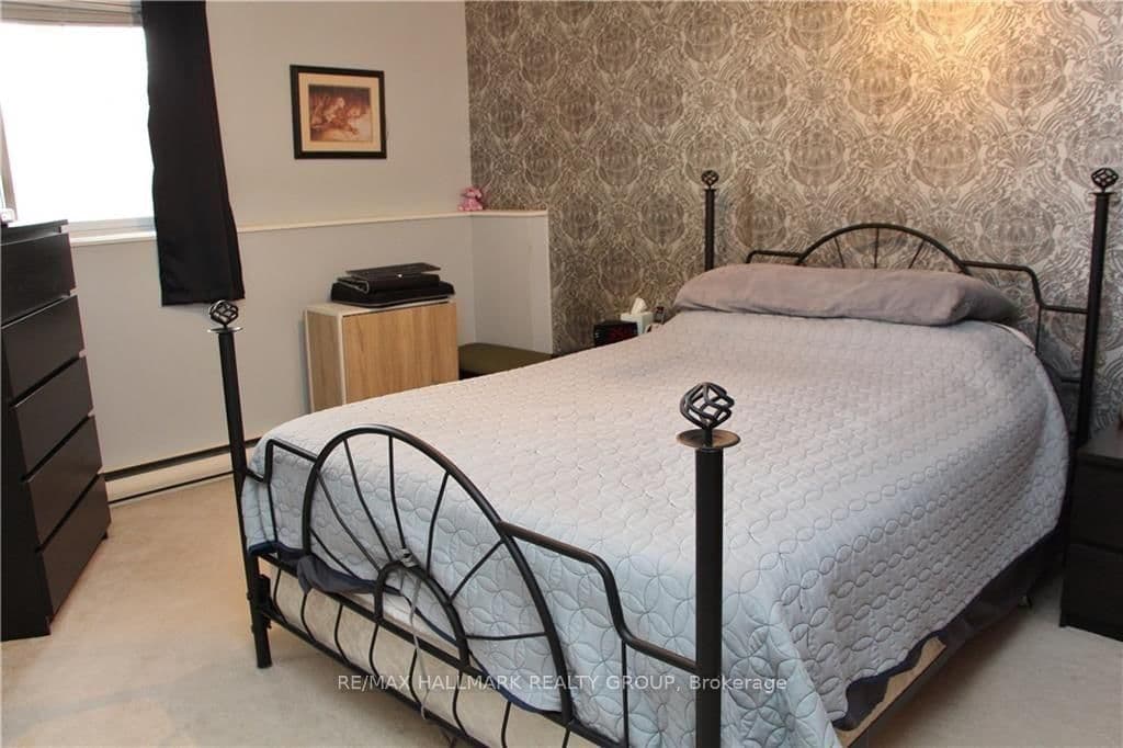 4 - 14 Sweetbriar Circle, Ottawa, ON — photo 13