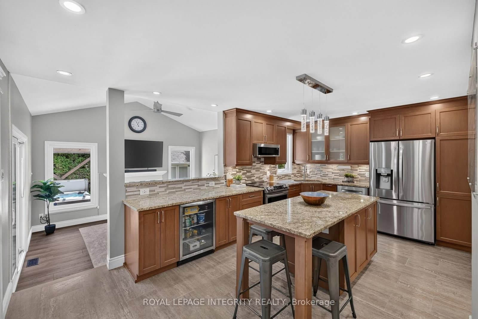 38 Pebble Creek Crescent, Kanata, ON — photo 12