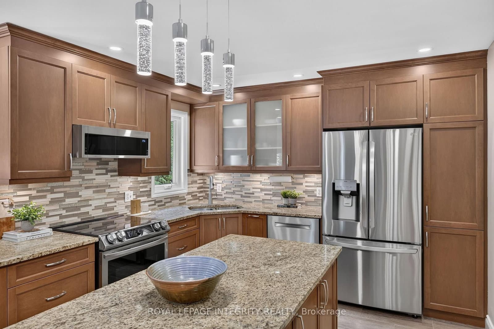 38 Pebble Creek Crescent, Kanata, ON — photo 14