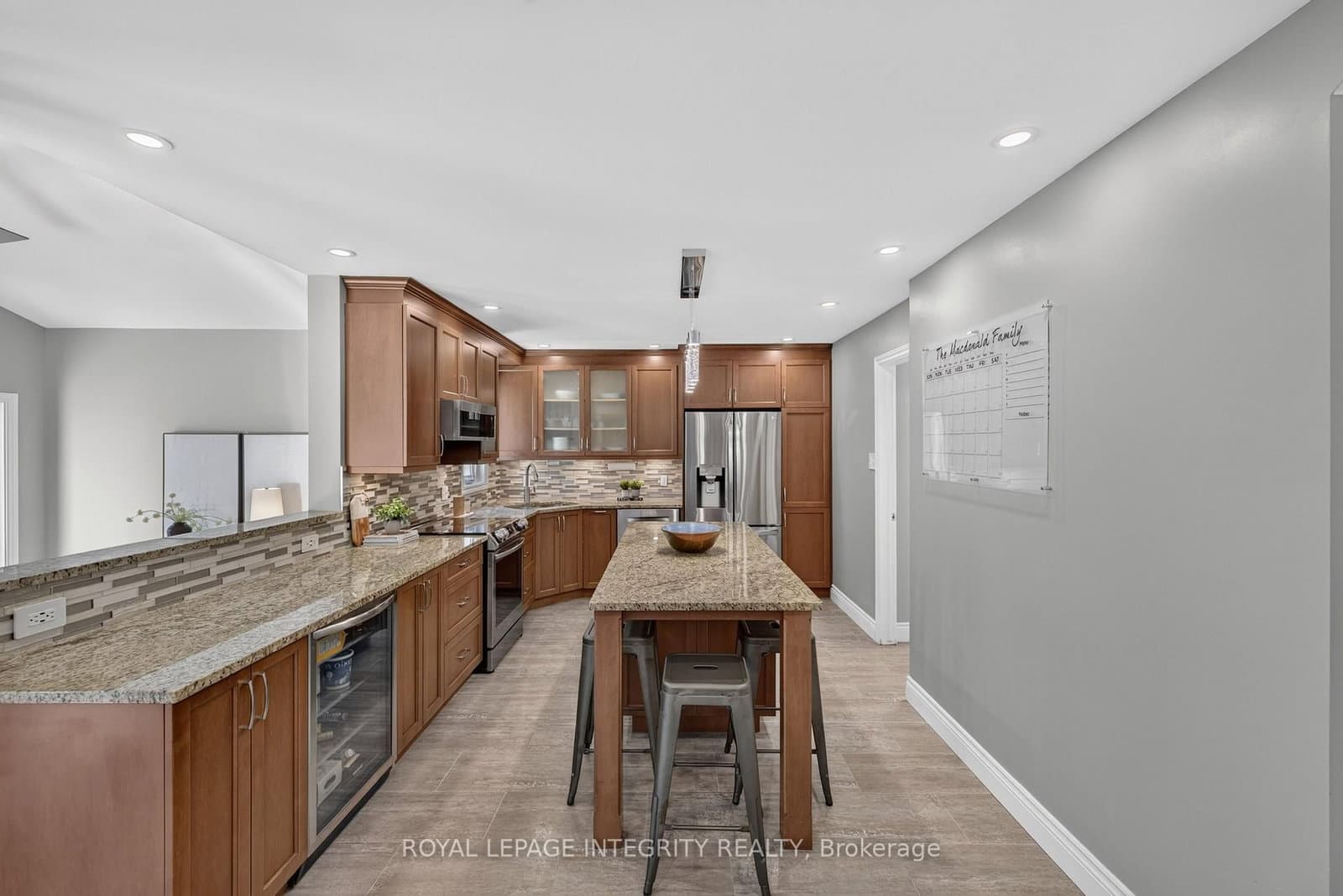 38 Pebble Creek Crescent, Kanata, ON — photo 15