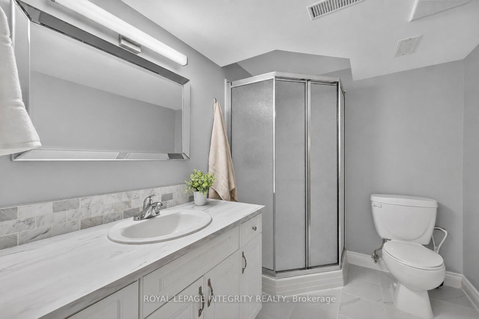 38 Pebble Creek Crescent, Kanata, ON — photo 32