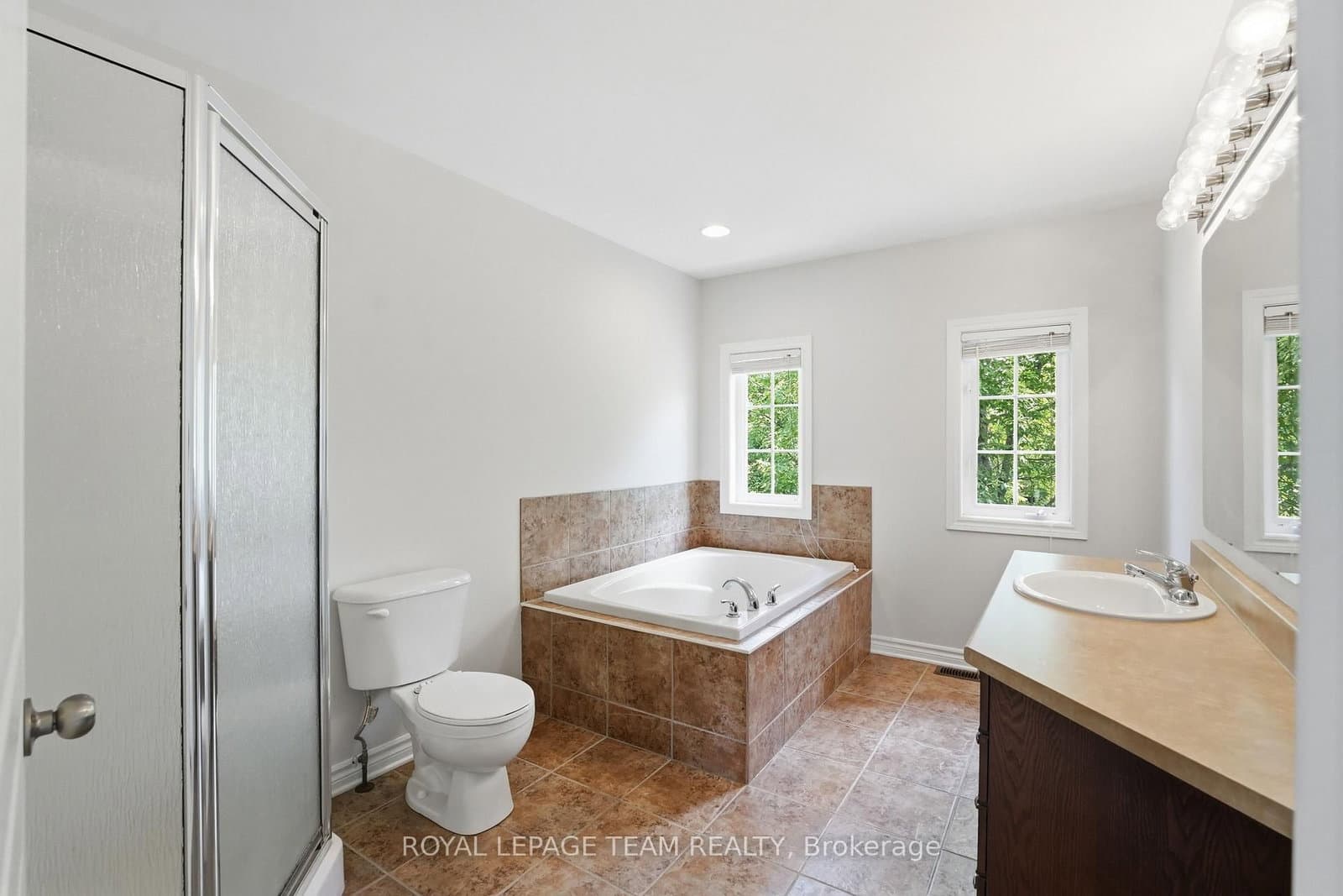 239 Tandalee Crescent, Ottawa, ON — photo 21