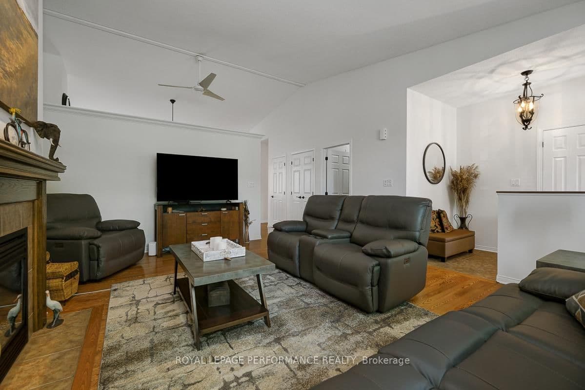 540 Trailview Private, Carlsbad Springs, ON — photo 11
