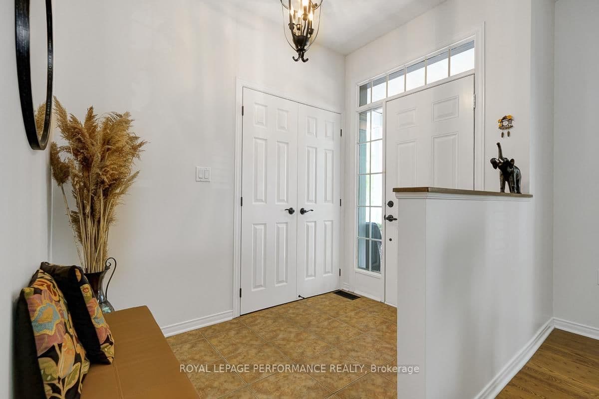 540 Trailview Private, Carlsbad Springs, ON — photo 4