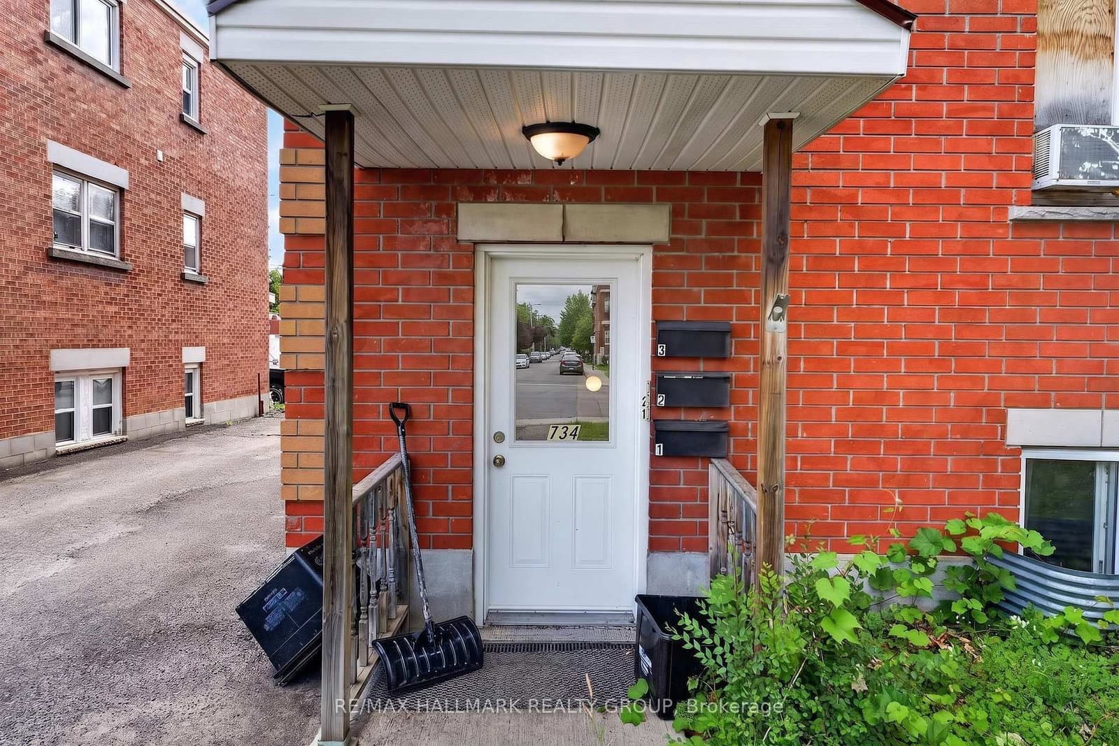 734 De L'eglise Street, Ottawa, ON — photo 7