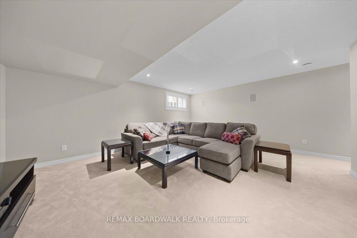 638 GUERNSEY Place, Ottawa, ON — photo 48