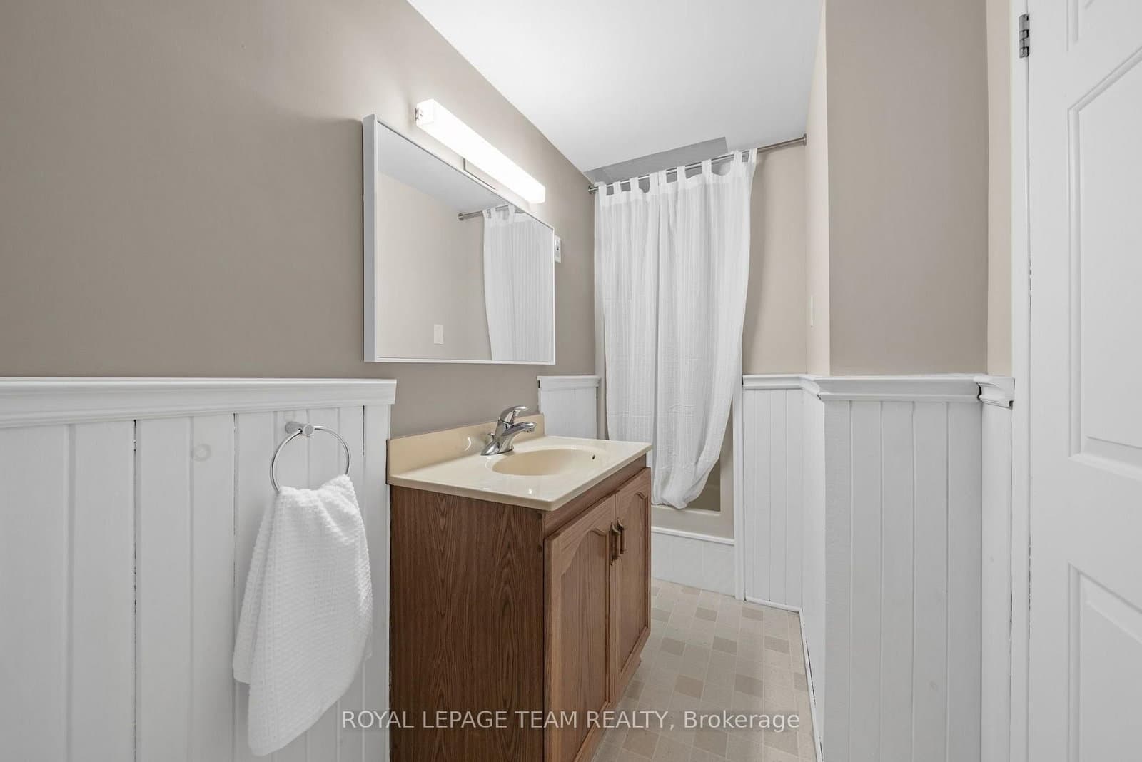 22 Honey Gables Drive, Ottawa, ON — photo 41