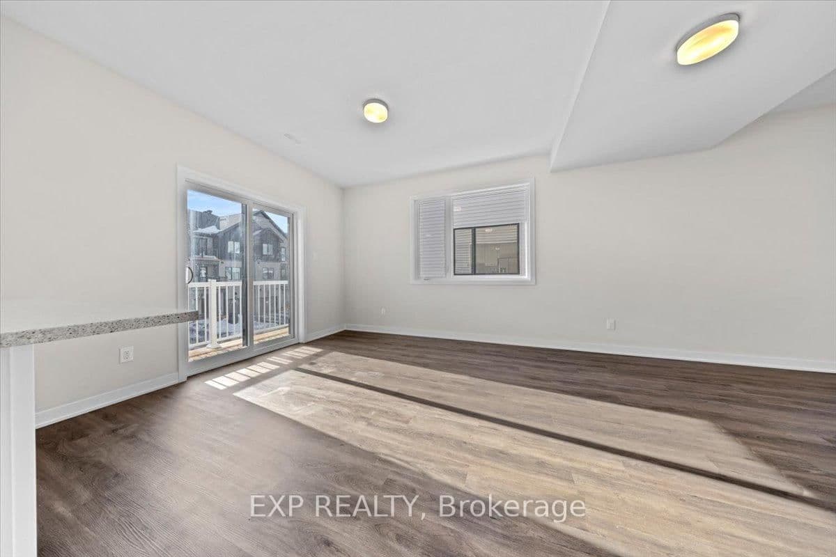 314 John Kim Bell Private, Ottawa, ON — photo 12